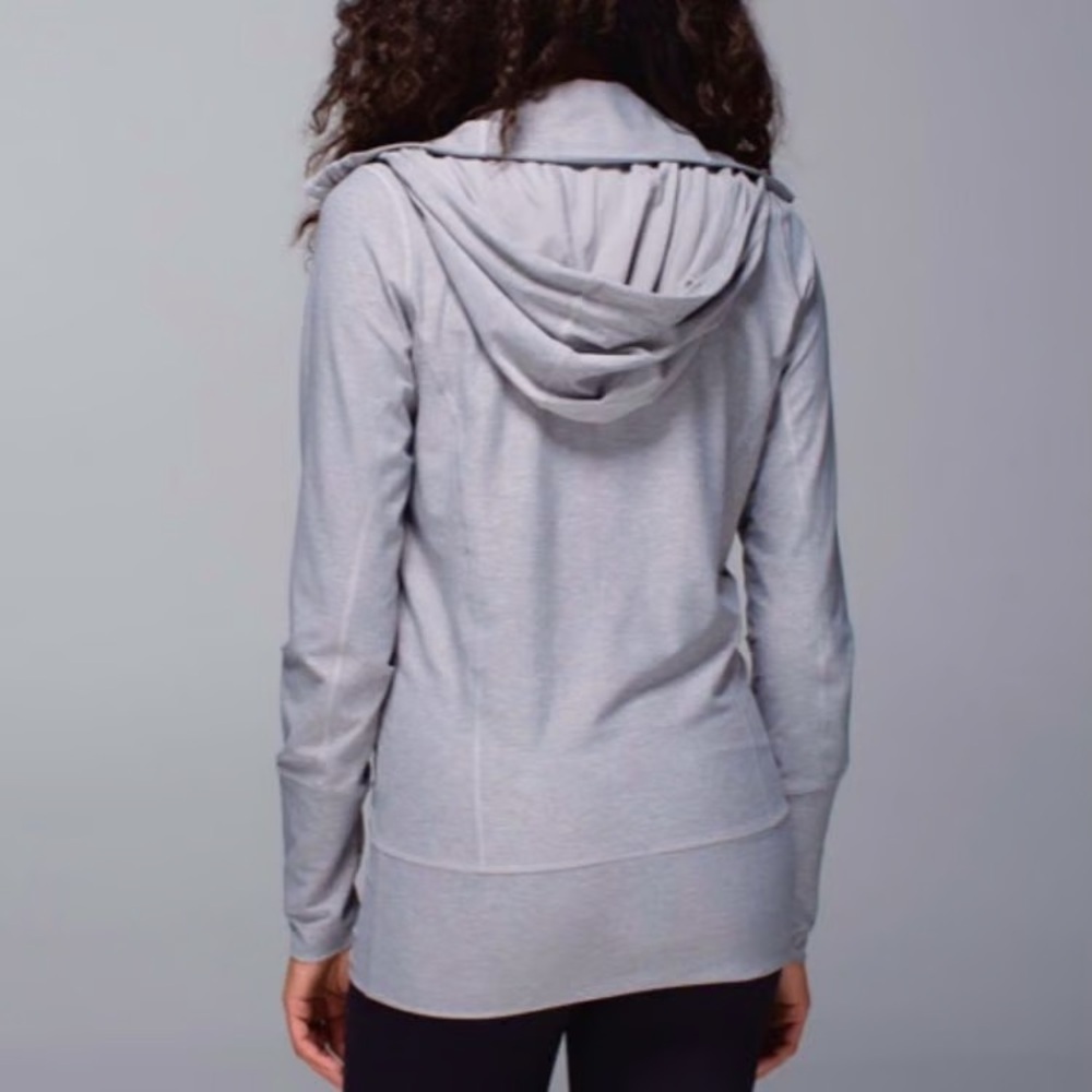 Lululemon - Stride Jacket, Heather Purple-Gray Colour, Size 8, Good Condition - Picture 2 of 6